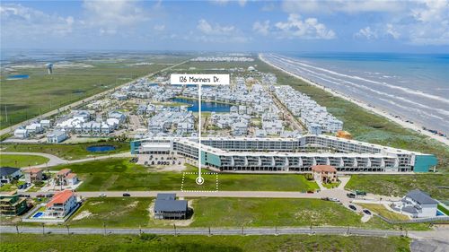 126 Mariners Dr, Port Aransas, TX, 78373-2249 | Card Image
