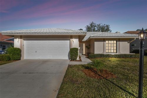 5692 Beaurivage Avenue, Sarasota, FL, 34243 | Card Image