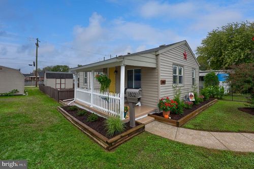 1802 Filbert St, YORK, PA, 17404-5222 | Card Image