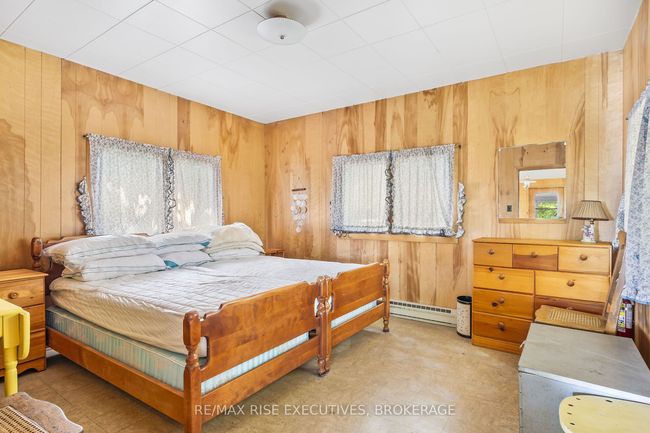 1326 Ridge Lane, House other with 2 bedrooms, 1 bathrooms and 2 parking in Seeleys Bay ON | Image 19