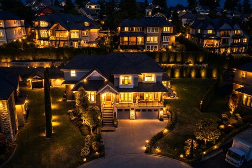16521 58 Ave, Surrey, BC, V3S6P8 | Card Image