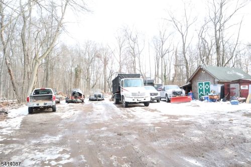 1433 Finnegan Ln, North Brunswick, NJ, 08902-1060 | Card Image