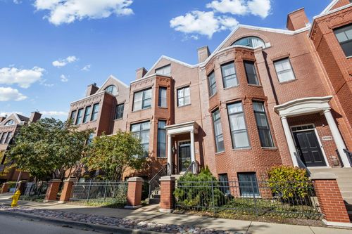 2005 Valor Ct, Glenview, IL, 60026-8053 | Card Image