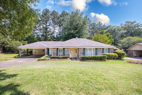 4500 Hedingham Ln, Columbus, GA, 31907-1657 | Card Image