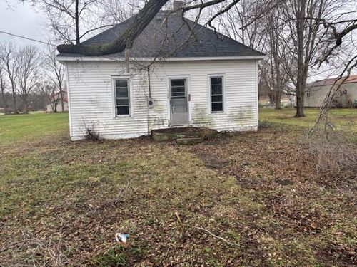 508 N Hobart St, Brook, IN, 47922-8713 | Card Image