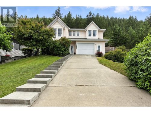 2683 Skeena Dr, Kamloops, BC, V2E2M9 | Card Image