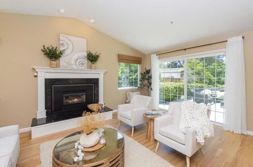 123 Reed Way, Santa Cruz, CA, 95060-2947 | Card Image
