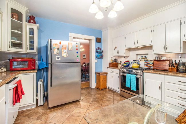 488 4 Th St, House other with 6 bedrooms, 2 bathrooms and null parking in Manistee MI | Image 15