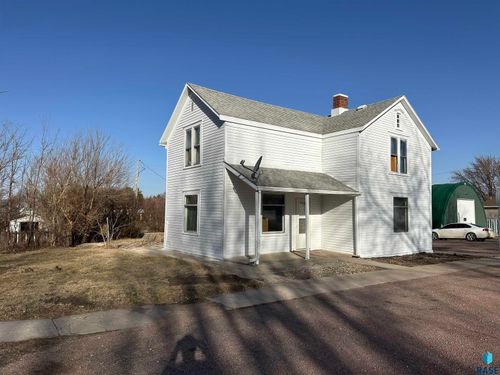 201 S High St Street, Menno, SD, 57045 | Card Image