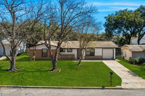 4426 Newcome Dr, San Antonio, TX, 78229-5052 | Card Image