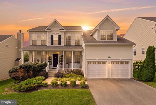 36071 Welland Dr, ROUND HILL, VA, 20141-9406 | Card Image