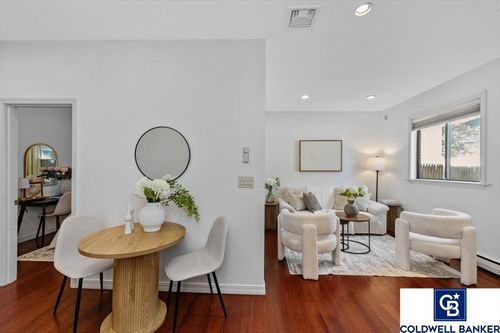 2r-781 Cambridge St, Cambridge, MA, 02141-1428 | Card Image