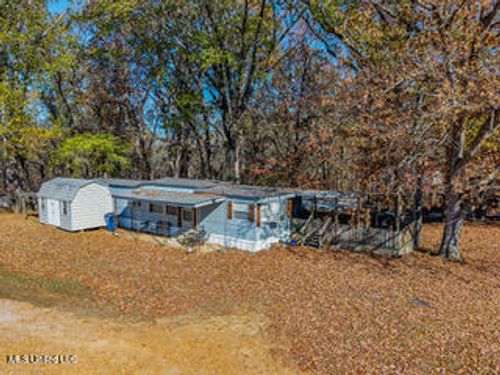 352 Coles Point Rd, Batesville, MS, 38606-5708 | Card Image