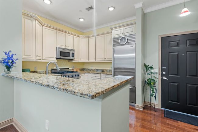 APT-120 - 7400 River Rd, Condo with 2 bedrooms, 2 bathrooms and null parking in North Bergen NJ | Image 4