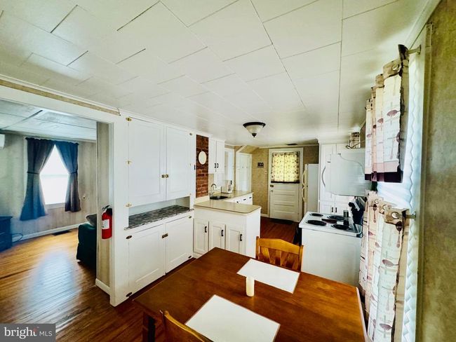 18620 Sugar Run Rd, House other with 2 bedrooms, 1 bathrooms and null parking in TODD PA | Image 11