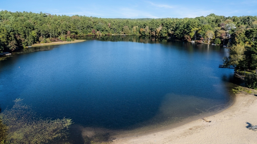 Wind Dr, Plymouth, MA 02360