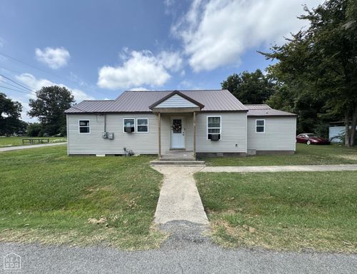 487 S Garfield Ave, Piggott, AR, 72454-2812 | Card Image