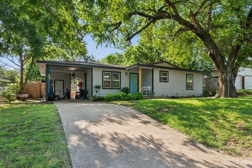 1321 S Lamar Street, Weatherford, TX, 76086 | Card Image