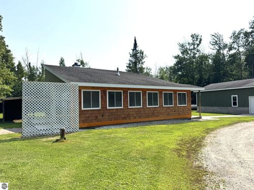 14621 Winters Rd, Kewadin, MI, 49648 | Card Image