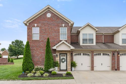 21 Pheasant Glen Dr, Shelbyville, KY, 40065-7037 | Card Image