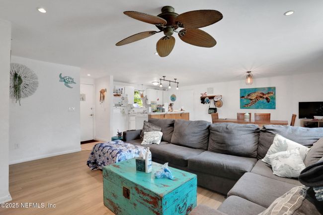523 Cruiser Ln, House other with 3 bedrooms, 2 bathrooms and null parking in Atlantic Beach FL | Image 24