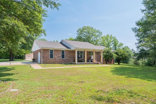2250 Hamburg Rd, Michie, TN, 38357-6056 | Card Image