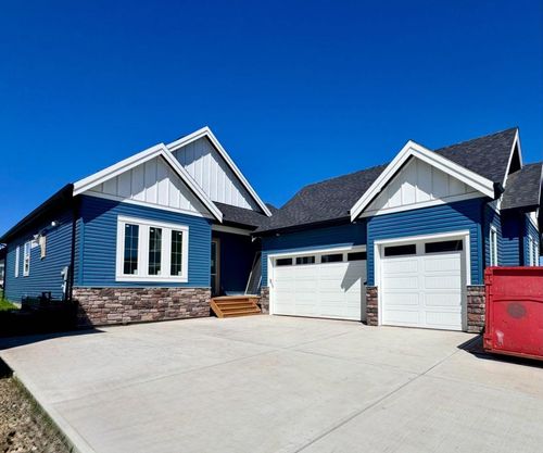 54 North Bridges Road, Langdon, AB, T0J1X3 | Card Image