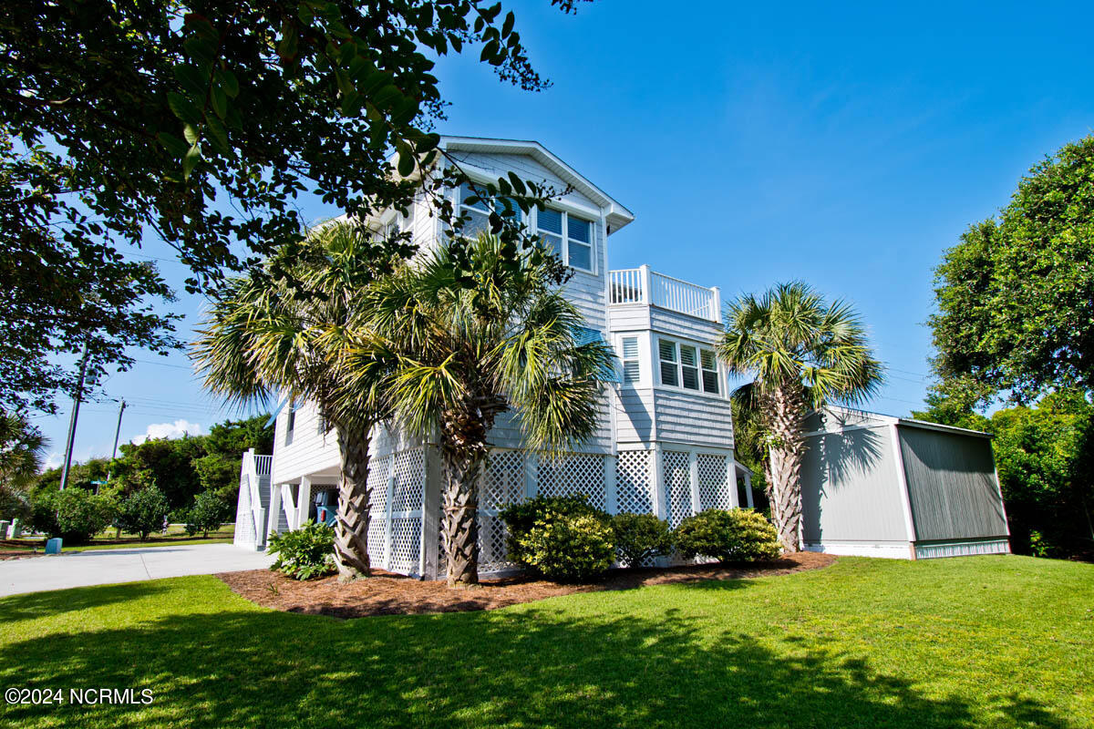 Landing Dr, Emerald Isle, NC 28594