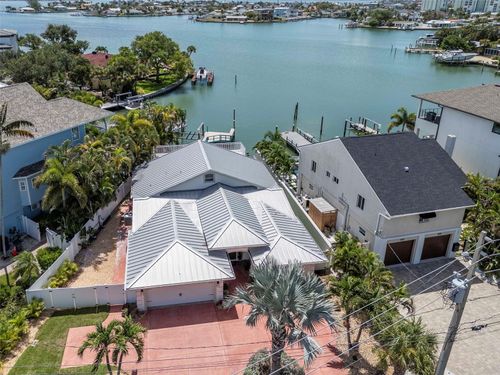7025 Boca Ciega Dr, ST PETE BEACH, FL, 33706-1936 | Card Image