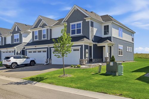 10680 Wiles Way, Woodbury, MN, 55129-5732 | Card Image