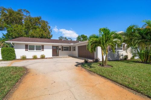 440 Mehlenbacher Road, BELLEAIR, FL, 33756 | Card Image