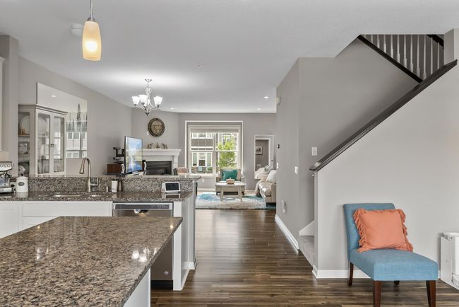 8113 Central Park Way N, Townhouse with 3 bedrooms, 4 bathrooms and null parking in Maple Grove MN | Image 15
