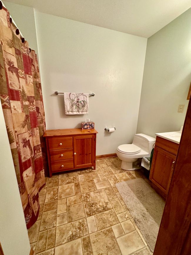 2027 The Point Rd W, House other with 4 bedrooms, 4 bathrooms and 2 parking in Tomahawk WI | Image 15
