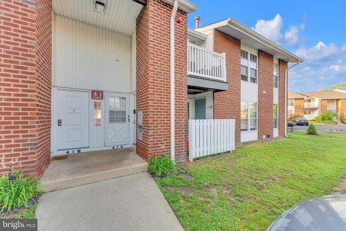 4-i6-275 Green St, EDGEWATER PARK, NJ, 08010-2439 | Card Image