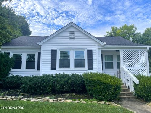 206 Doughty Dr, Knoxville, TN, 37918-2431 | Card Image