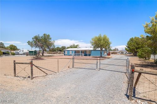 1140 Cash Ave, Pahrump, NV, 89048-7352 | Card Image