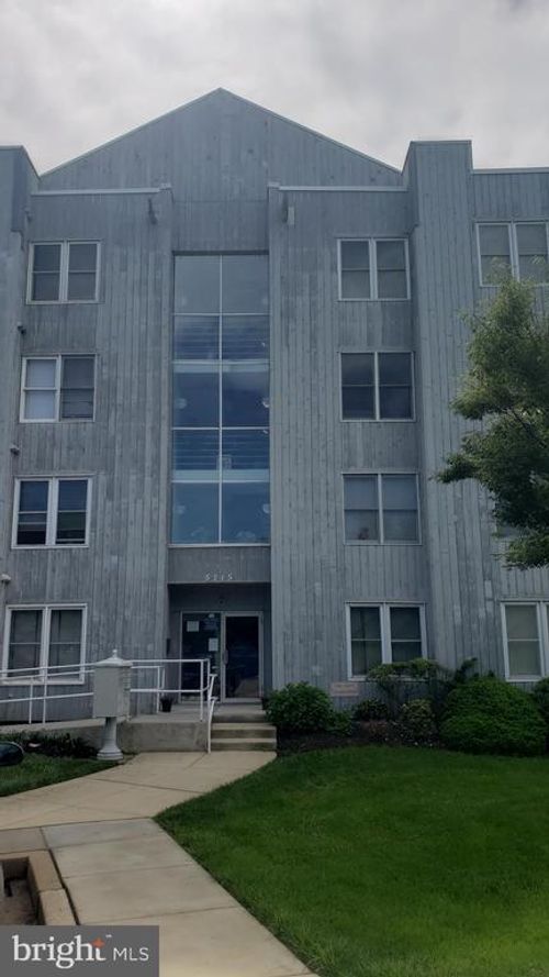 apt-2-5215 Le Parc Dr, WILMINGTON, DE, 19809-2775 | Card Image