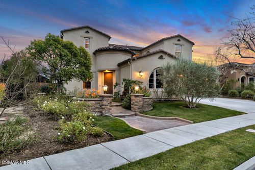 6894 Copper Creek Pl, Moorpark, CA, 93021-1161 | Card Image