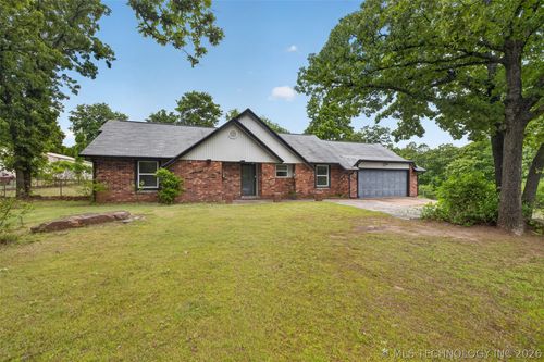 10476 Goldenrod Lane, Sand Springs, OK, 74063 | Card Image