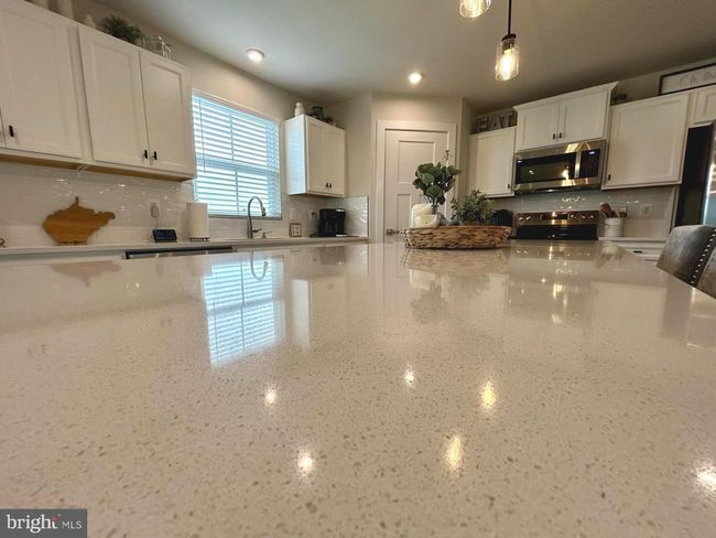 17 Perspective Pl, House other with 3 bedrooms, 3 bathrooms and null parking in HEDGESVILLE WV | Image 12