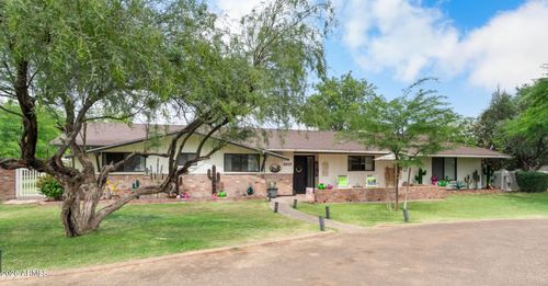 7026 E Sunnyside Dr, Scottsdale, AZ, 85254-5168 | Card Image