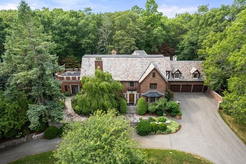 43 Monadnock Rd, Wellesley, MA, 02481-1333 | Card Image