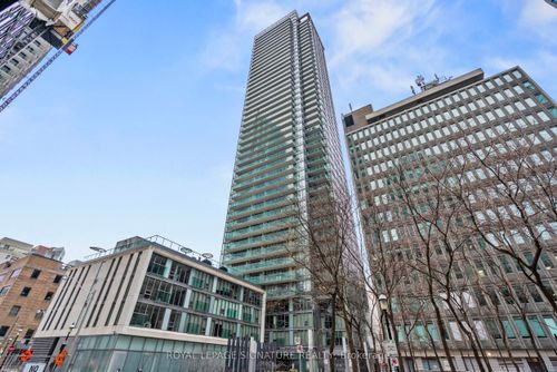 201-33 Lombard St, Toronto, ON, M5C3H8 | Card Image