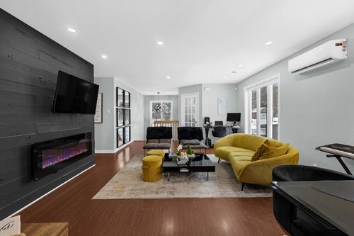 965 Rue Laurette, Saint Jérôme, QC, J5L1J1 | Card Image