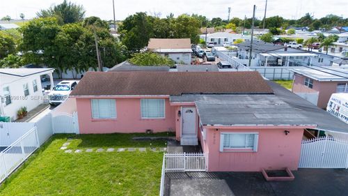 10420 Nw 35th Pl, Miami, FL, 33147-1041 | Card Image