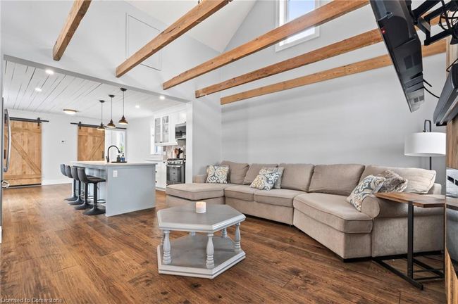 210 King St E, House other with 3 bedrooms, 2 bathrooms and 2 parking in Atwood ON | Image 11