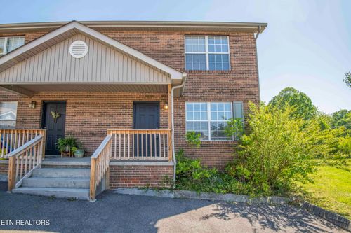 7900 Gray Heights Way, Knoxville, TN, 37938-2559 | Card Image