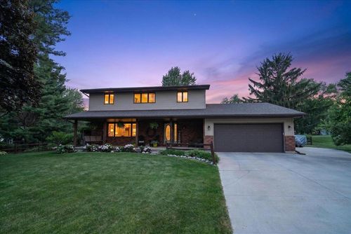 6685 Winding Way, Windsor, WI, 53532 | Card Image