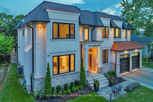 1486 Pembroke Dr, Oakville, ON, L6H1V8 | Card Image