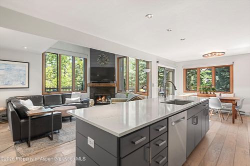 384 Fawn Ct, Snowmass Village, CO, 81615 | Card Image